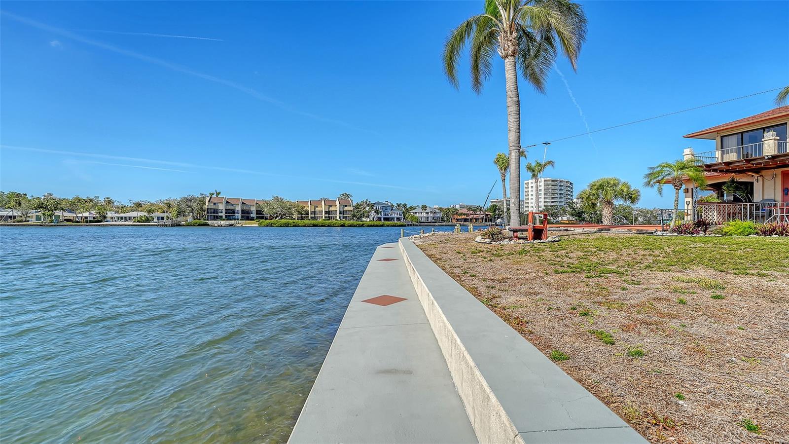 AQUALANE ESTATES - Residential