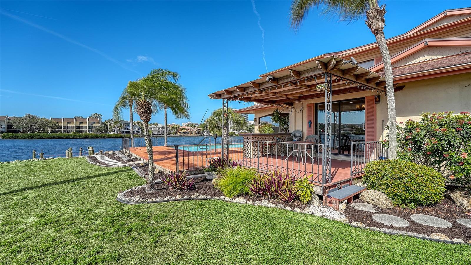 AQUALANE ESTATES - Residential