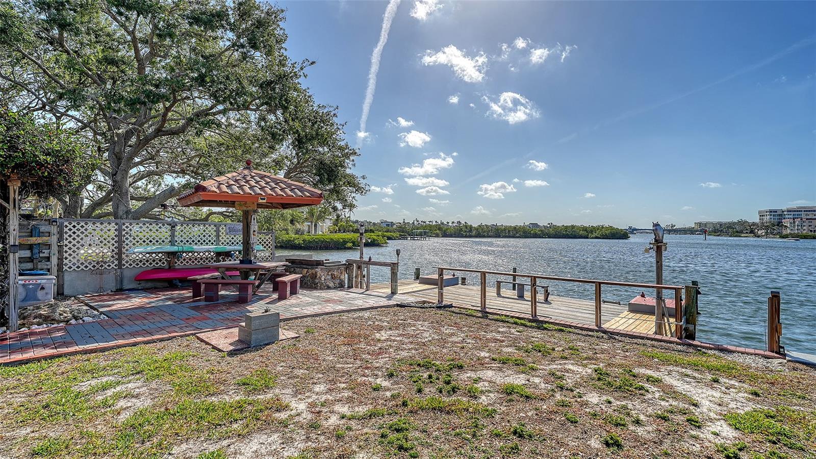 AQUALANE ESTATES - Residential