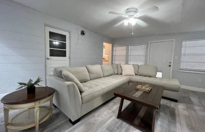 BAYSHORE HEIGHTS - Residential