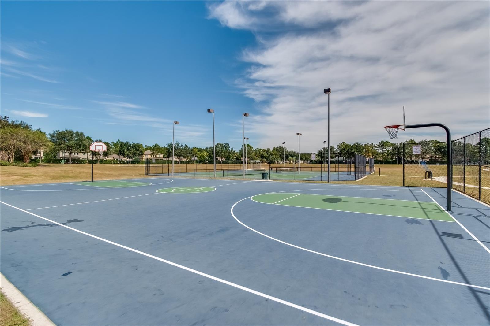 WYNCHASE TWNHMS - Residential