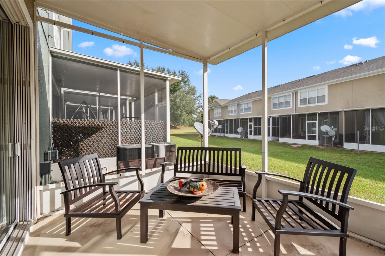 WYNCHASE TWNHMS - Residential