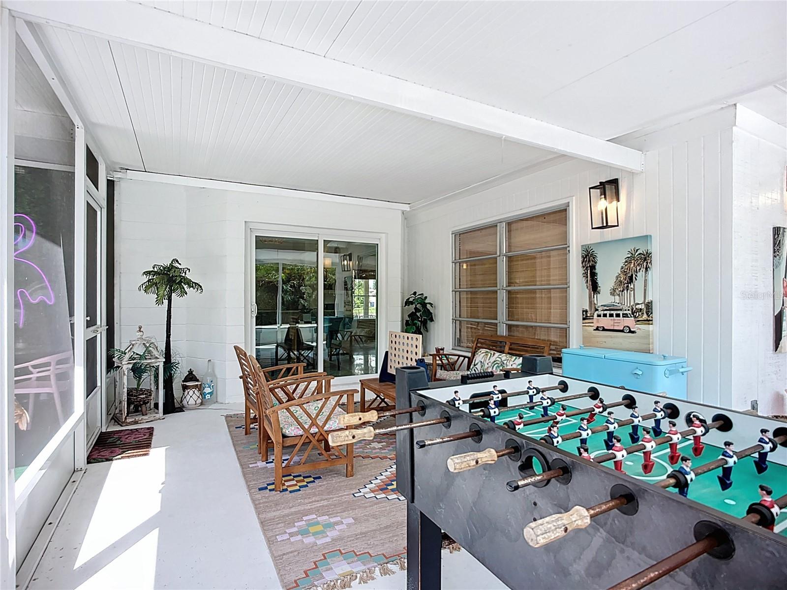 SOUTH GATE MANOR - Residential