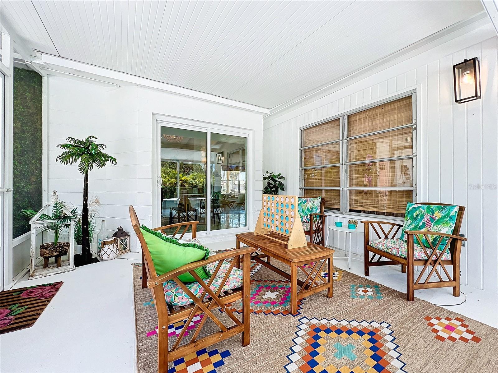 SOUTH GATE MANOR - Residential