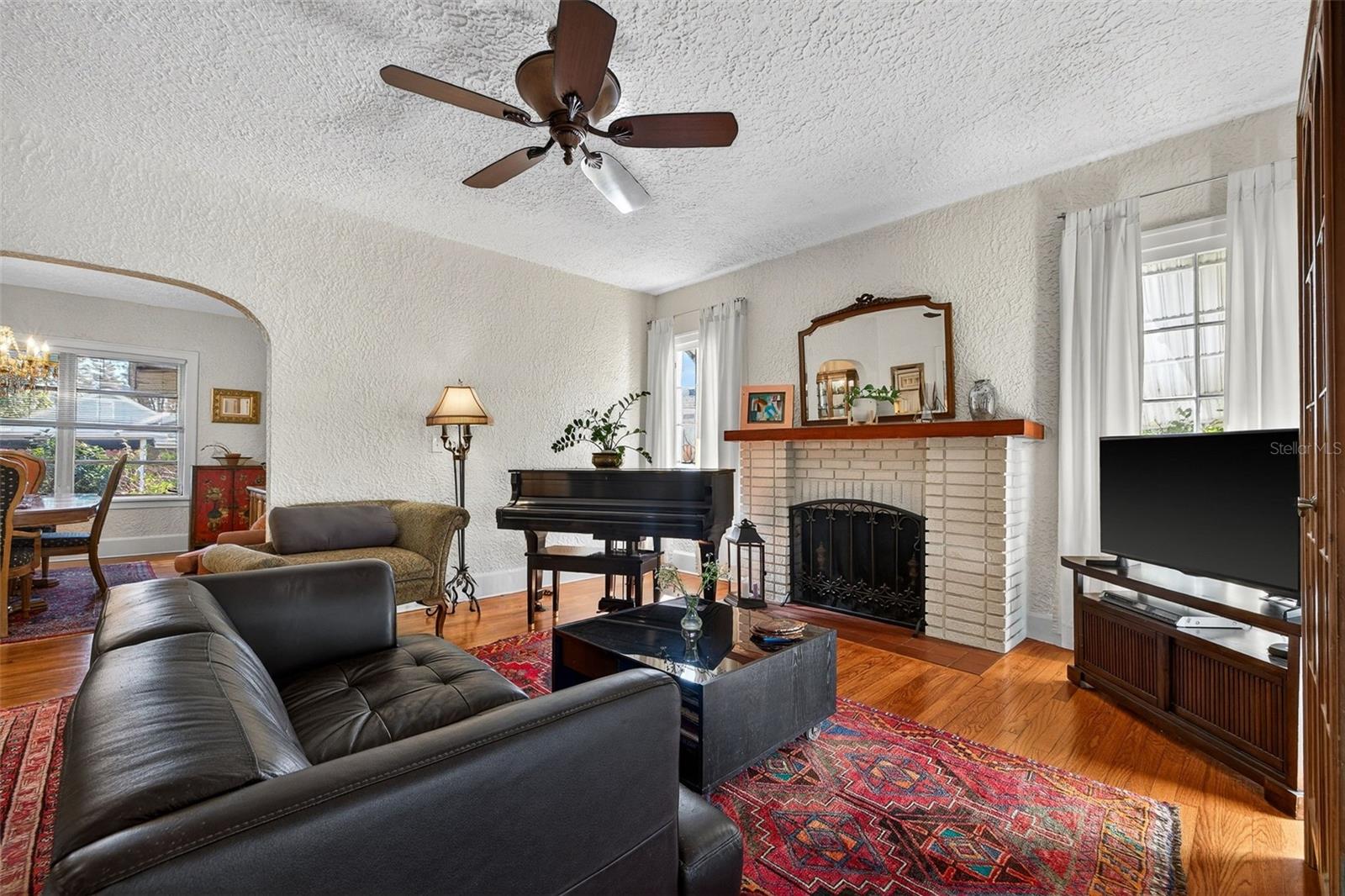 PINEWOOD - Residential