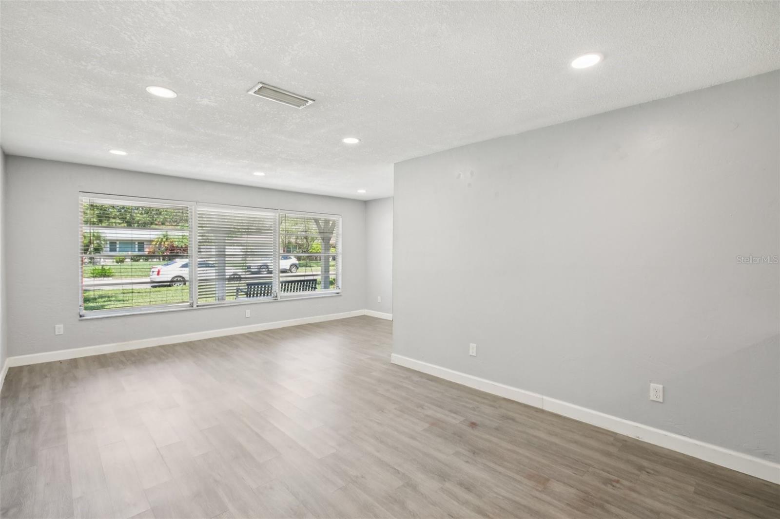 1317 RANCHWOOD DRIVE E