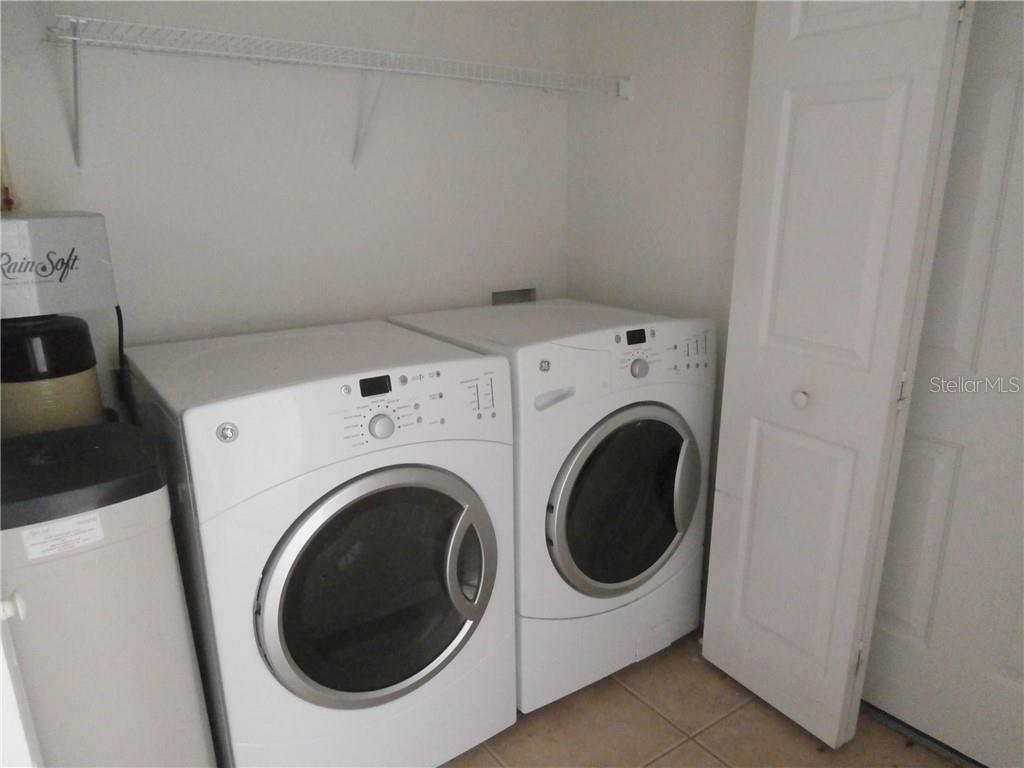 CARRIAGE HMS/STONEBRIDGE COMMO - Residential Lease