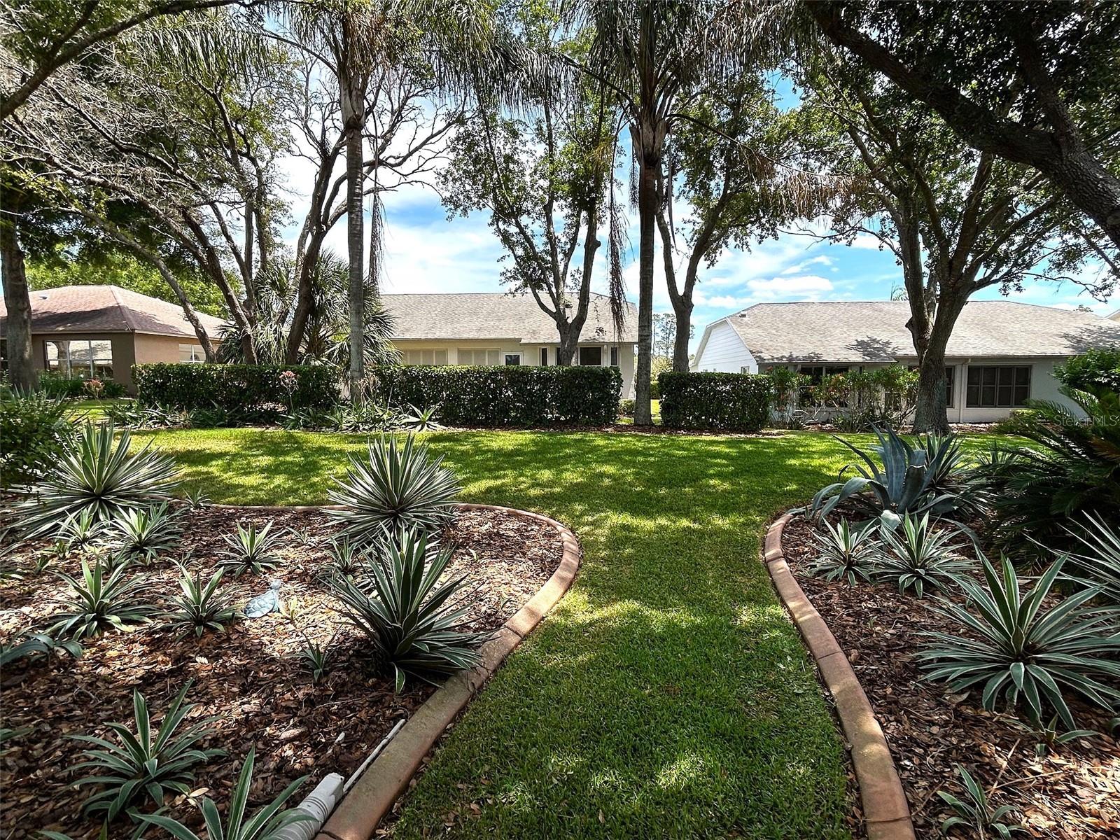HERITAGE PINES - Residential