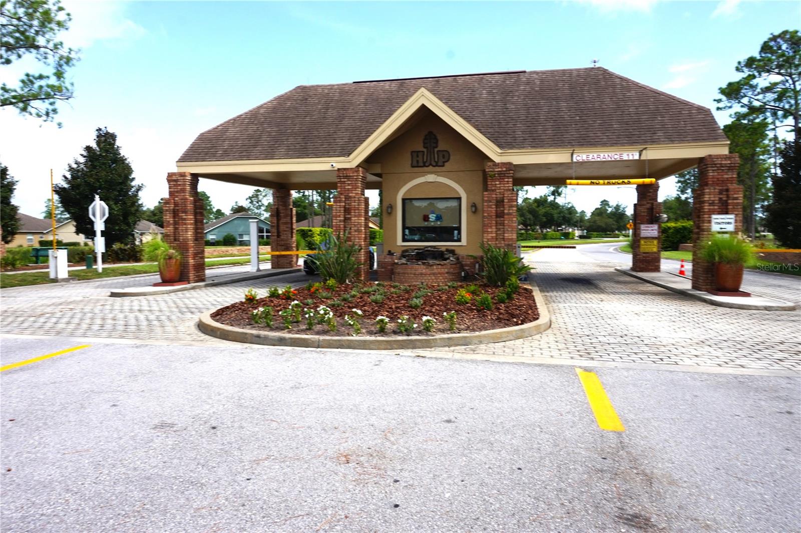HERITAGE PINES - Residential