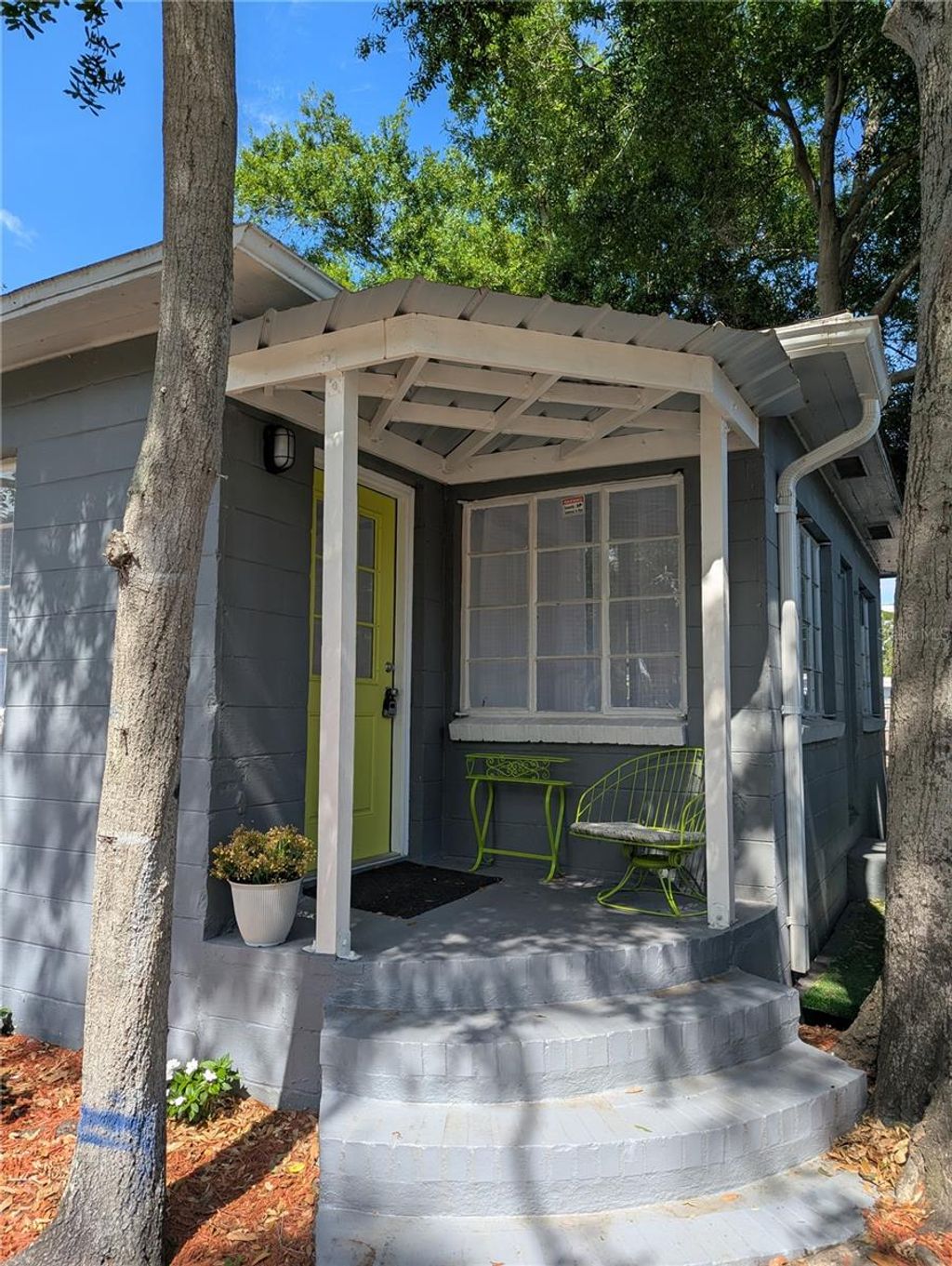 Photo of 3834 Dr Martin Luther King Jr Street S, St Petersburg, FL 33705 (MLS # TB8497382)