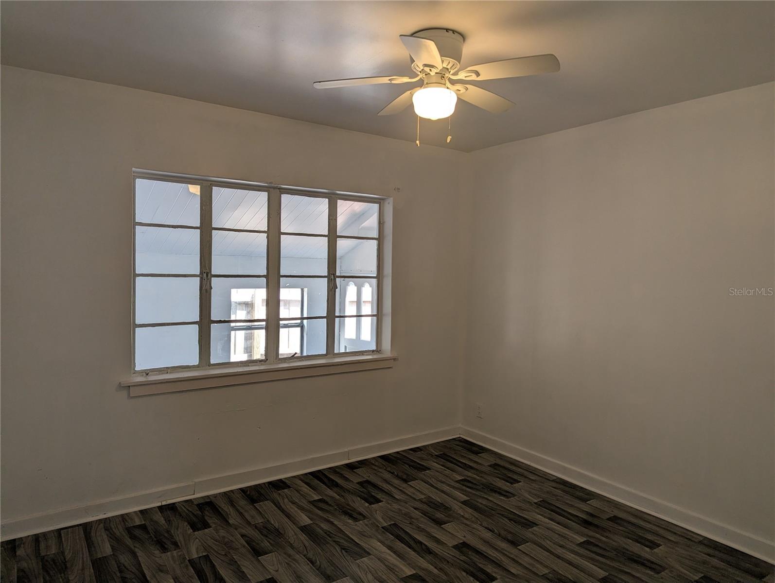 LAKE MAGGIORE TERRACE - Residential