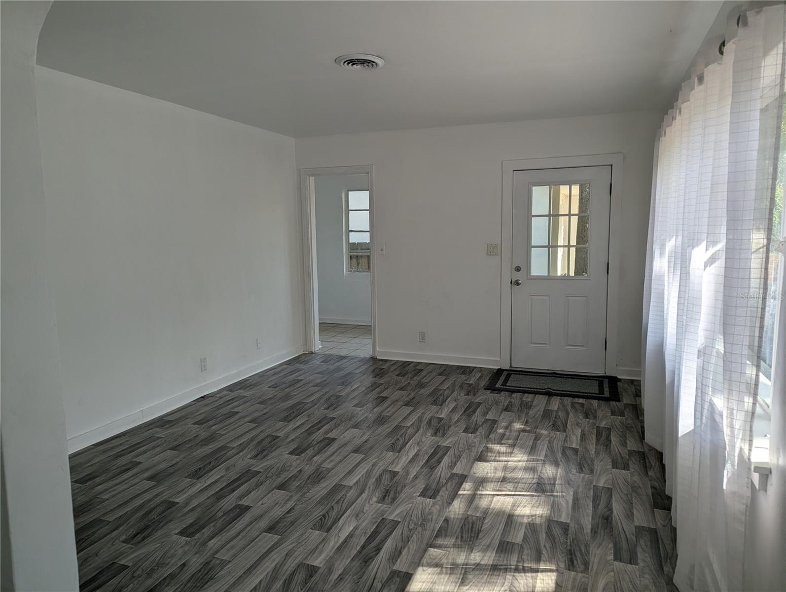 LAKE MAGGIORE TERRACE - Residential