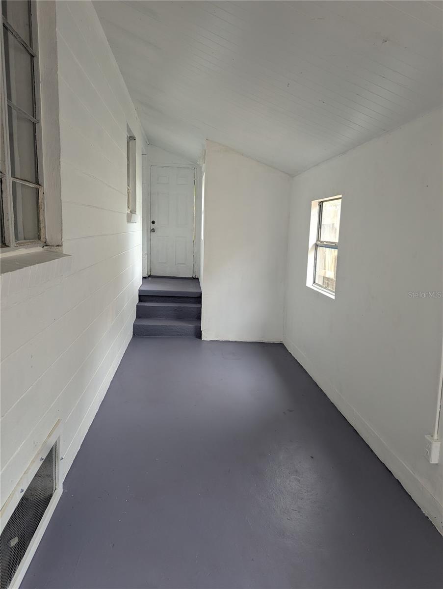 LAKE MAGGIORE TERRACE - Residential