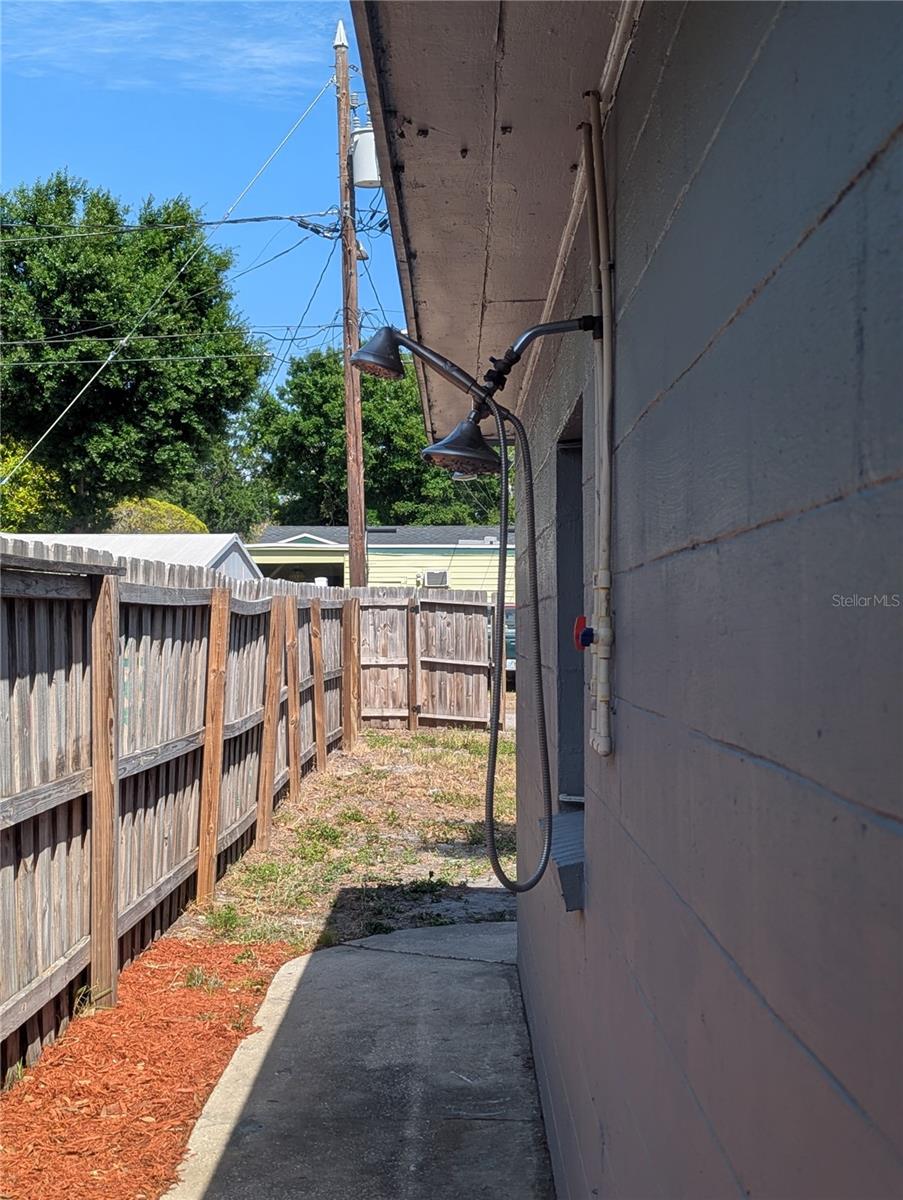 LAKE MAGGIORE TERRACE - Residential