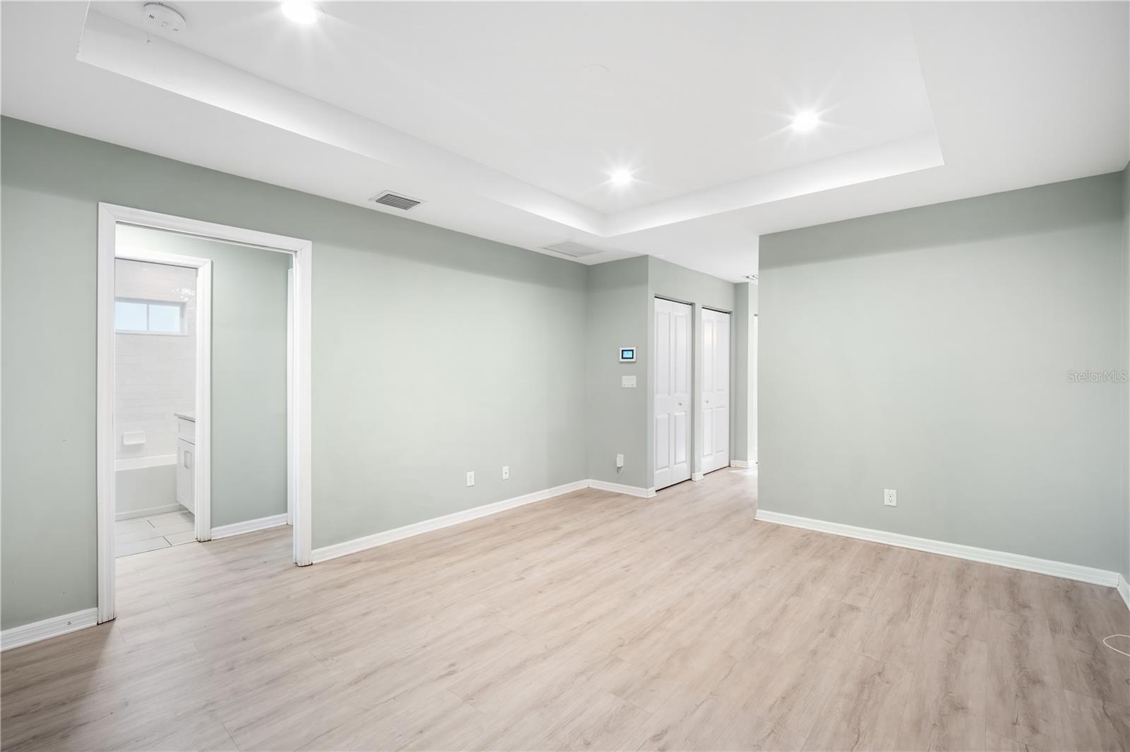 FAIRVIEW PARK ADD - Residential Lease