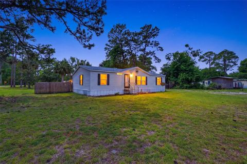 Photo of 11720 NE 19th Street, Silver Springs, FL 34488 (MLS # OM722364)