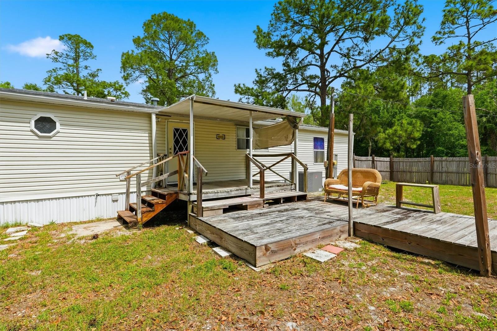 LYNNE WOODS - Residential