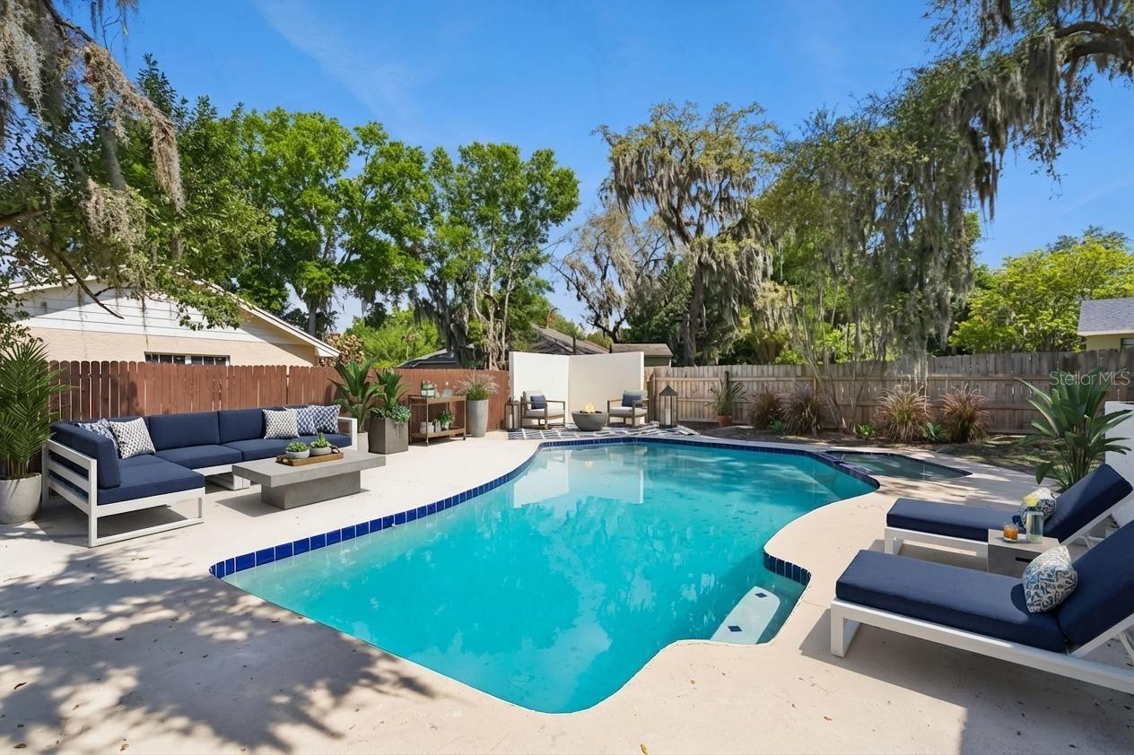 LAKE SHORE GARDENS FIRST ADD - Residential