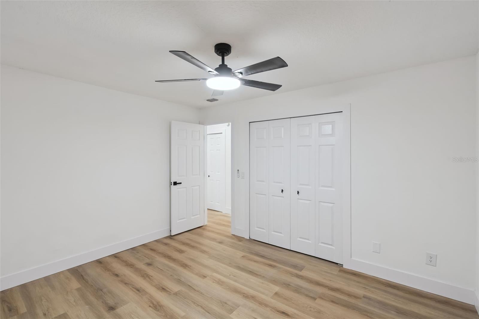 LAKE SHORE GARDENS FIRST ADD - Residential