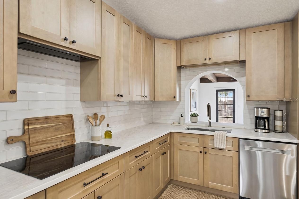 LAKE SHORE GARDENS FIRST ADD - Residential