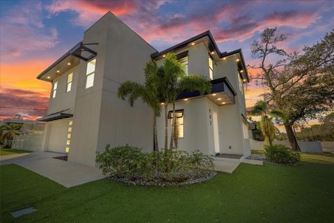 A home in TAMPA