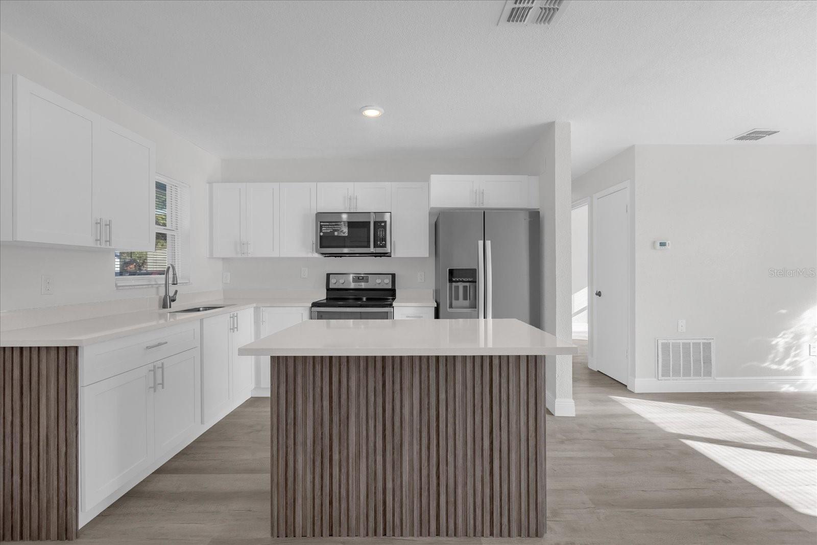 ZELLWOOD PARTNERS SUB - Residential