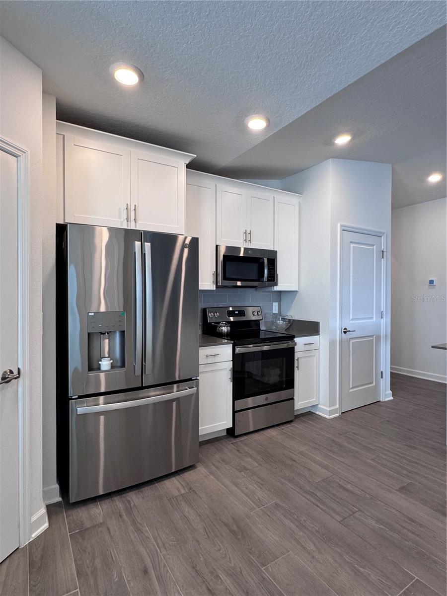 BRIDGEWALK PH 1B 2A & 2B - Residential Lease