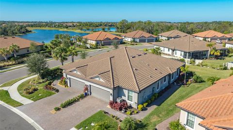 A home in PALMETTO