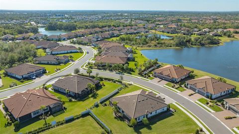 A home in PALMETTO