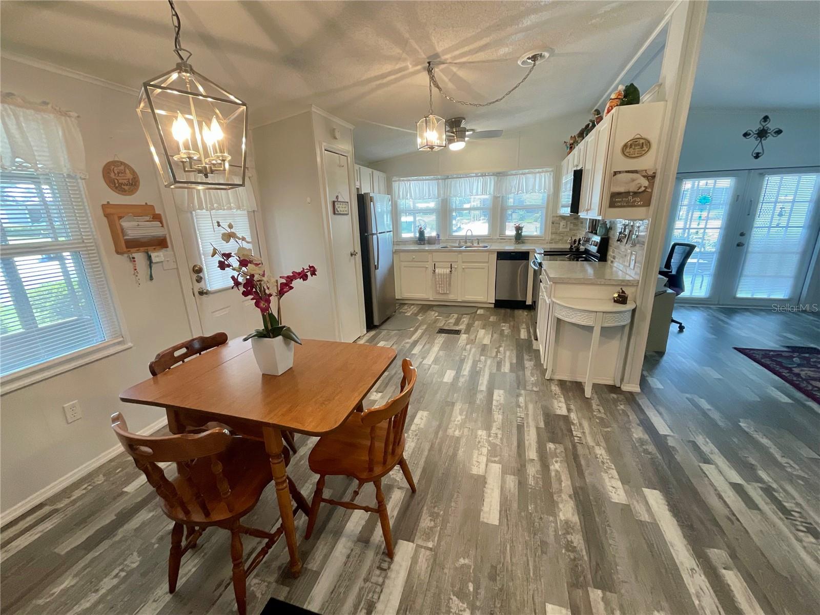 2338 CONESTOGA DRIVE