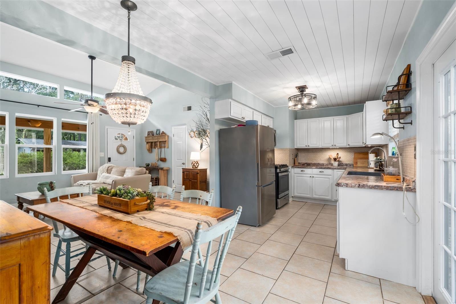 SPRINGTREE UNIT II - Residential