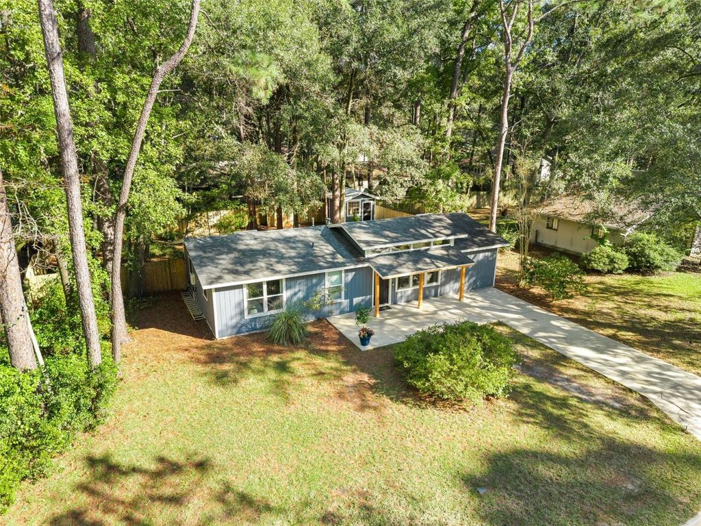 Photo of 4347 NW 30th Terrace, Gainesville, FL 32605 (MLS # GC534906)