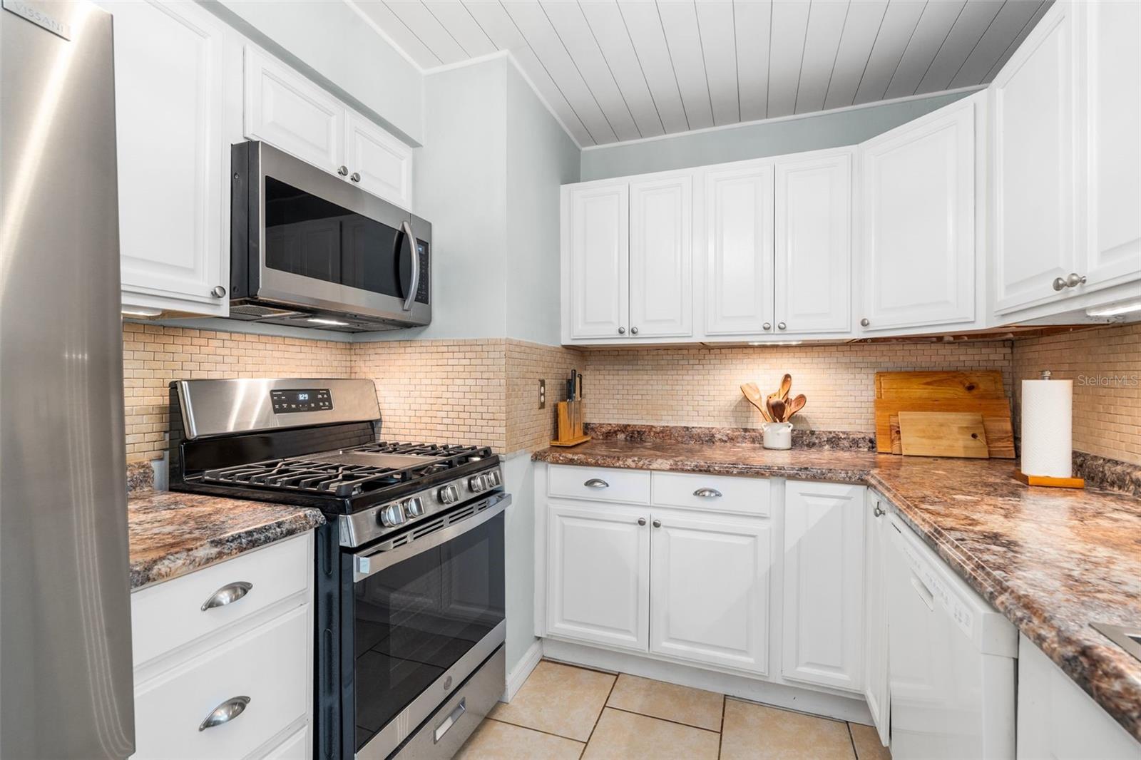 SPRINGTREE UNIT II - Residential