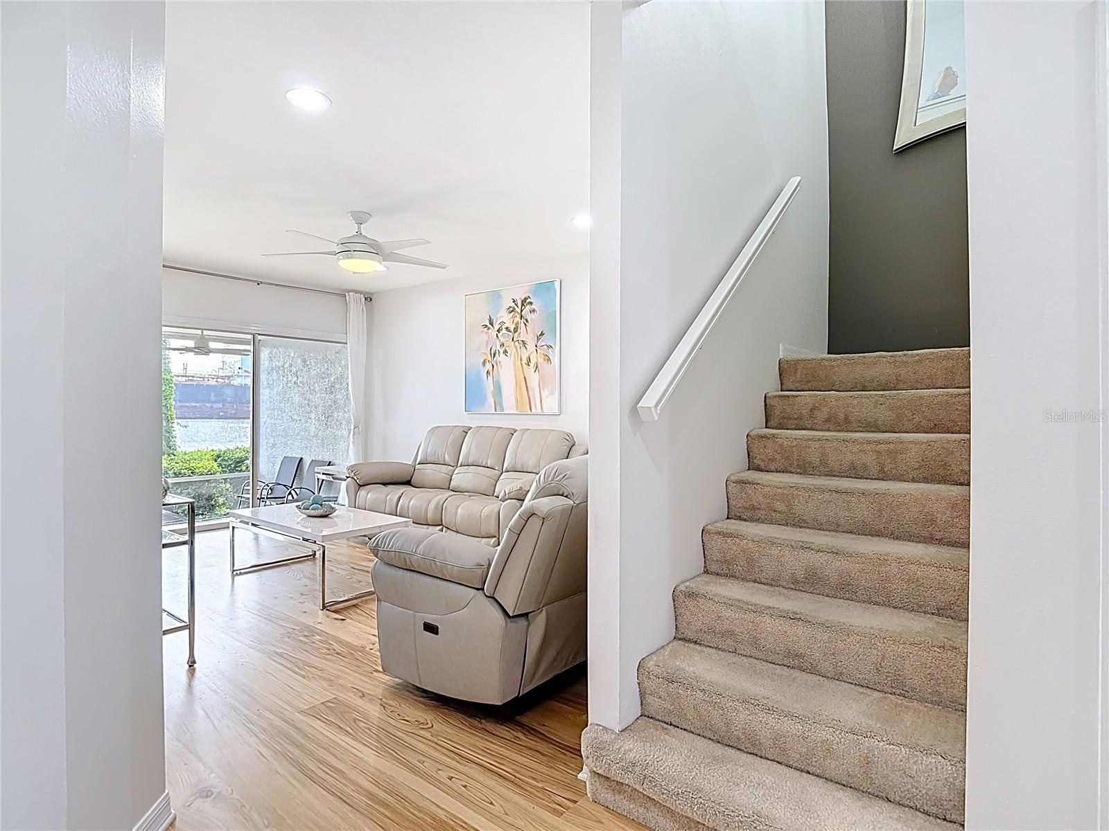 HARBOR HOMES PH ONE - Residential