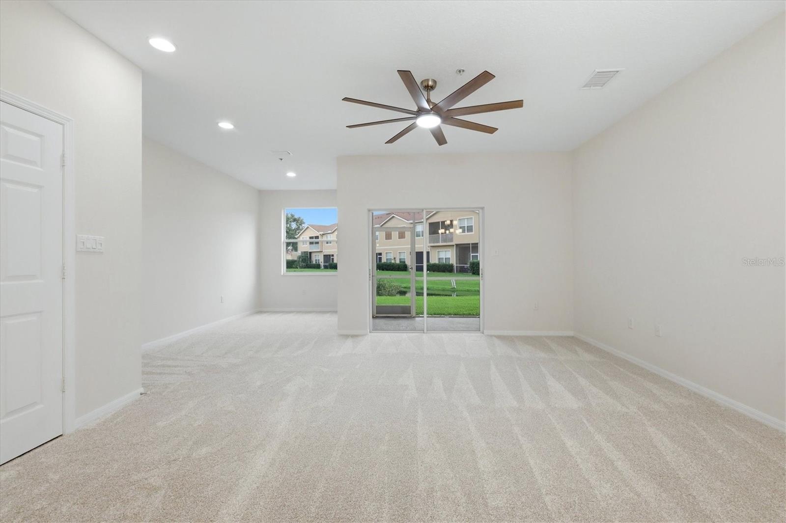 3750 PARKRIDGE CIRCLE 24-103