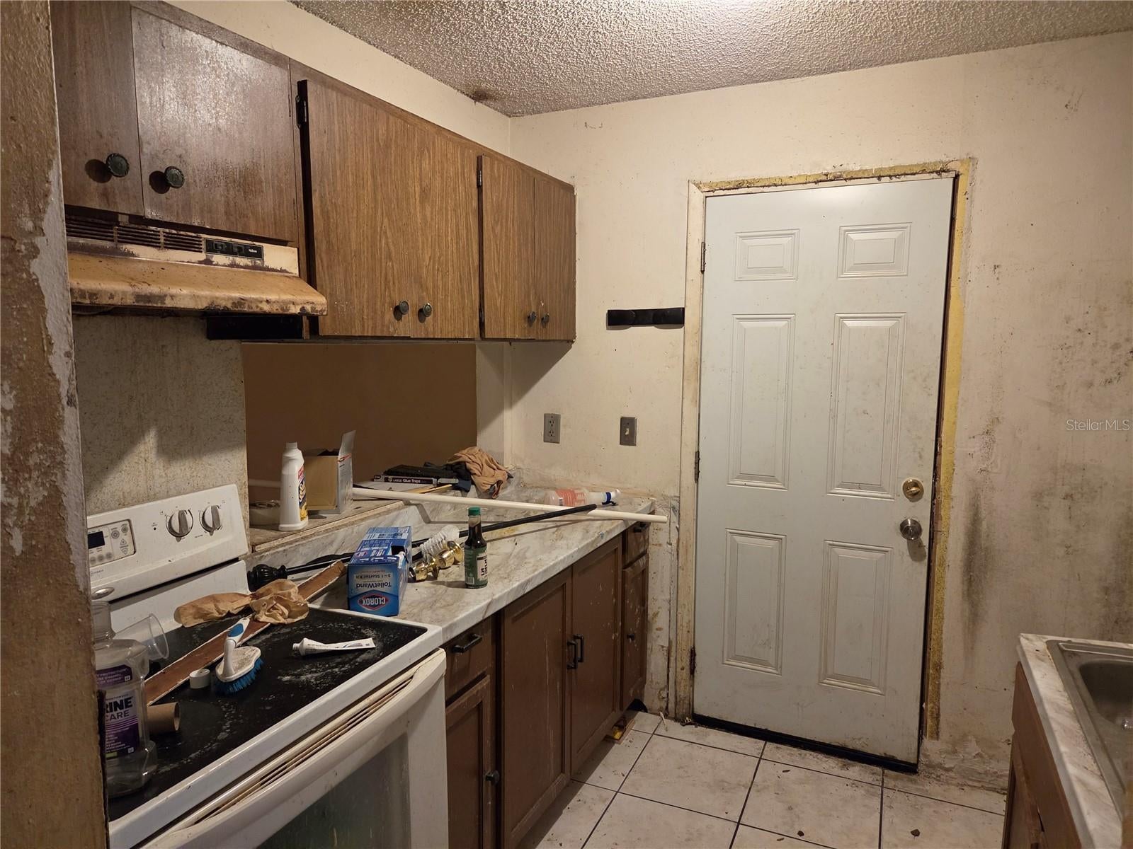 913 E 22ND AVENUE A/B