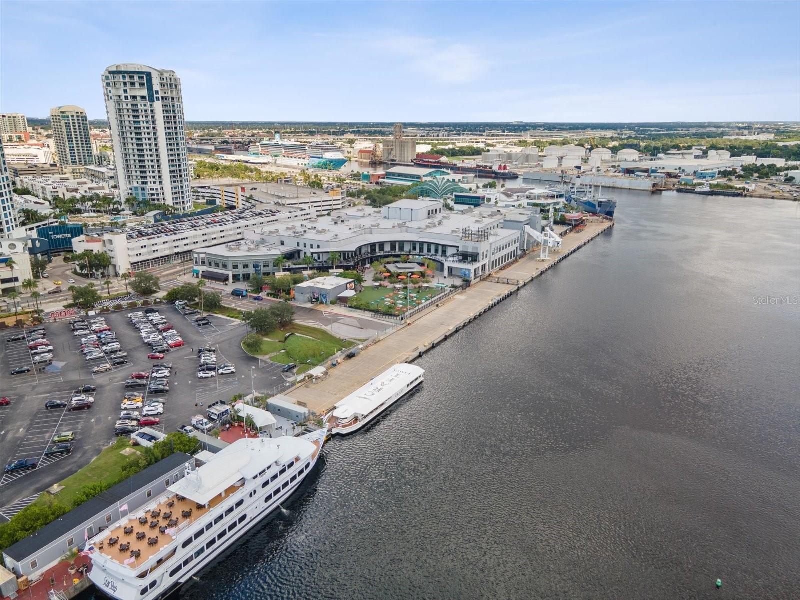 LESLEYS - Residential