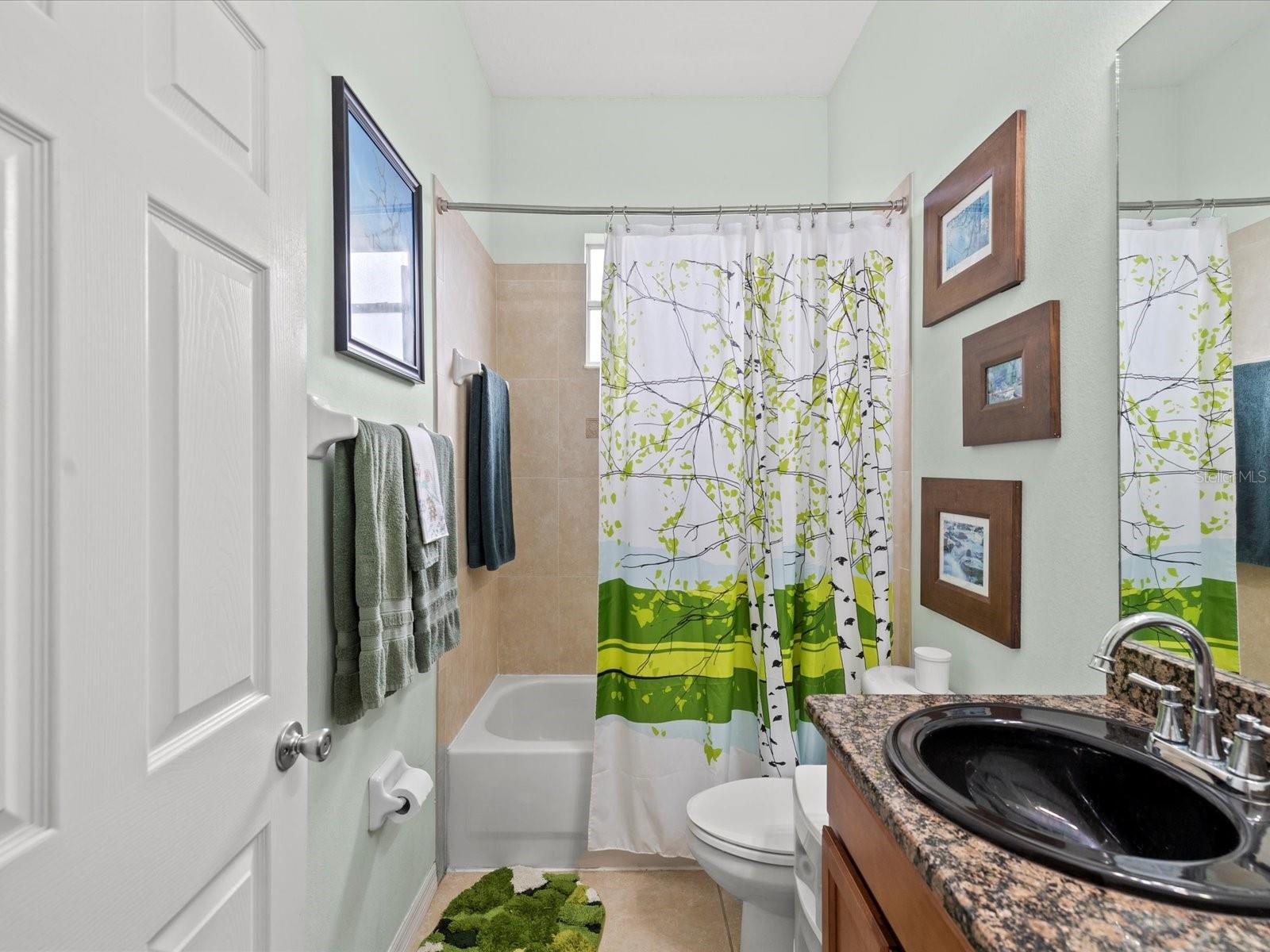 LESLEYS - Residential