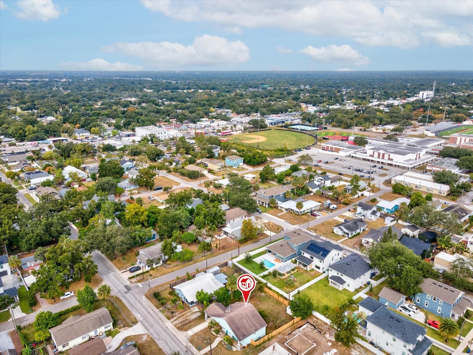 LESLEYS - Residential