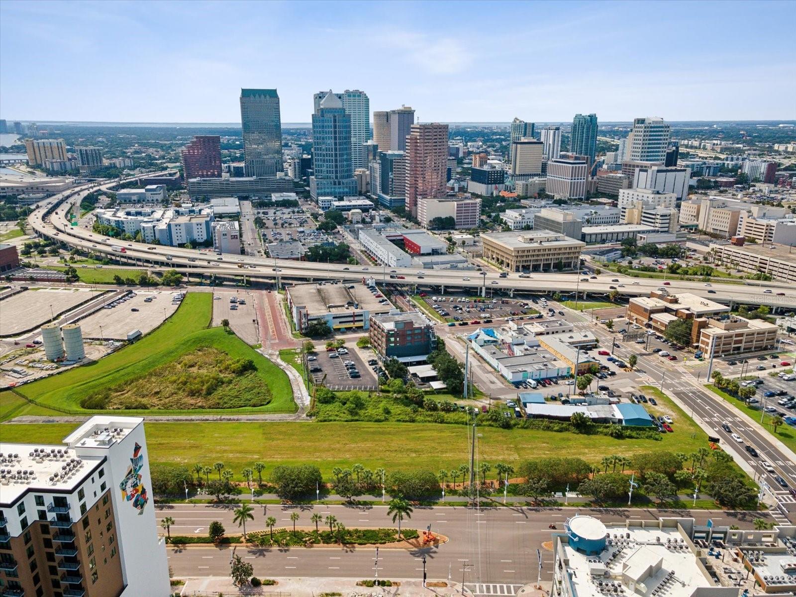 LESLEYS - Residential