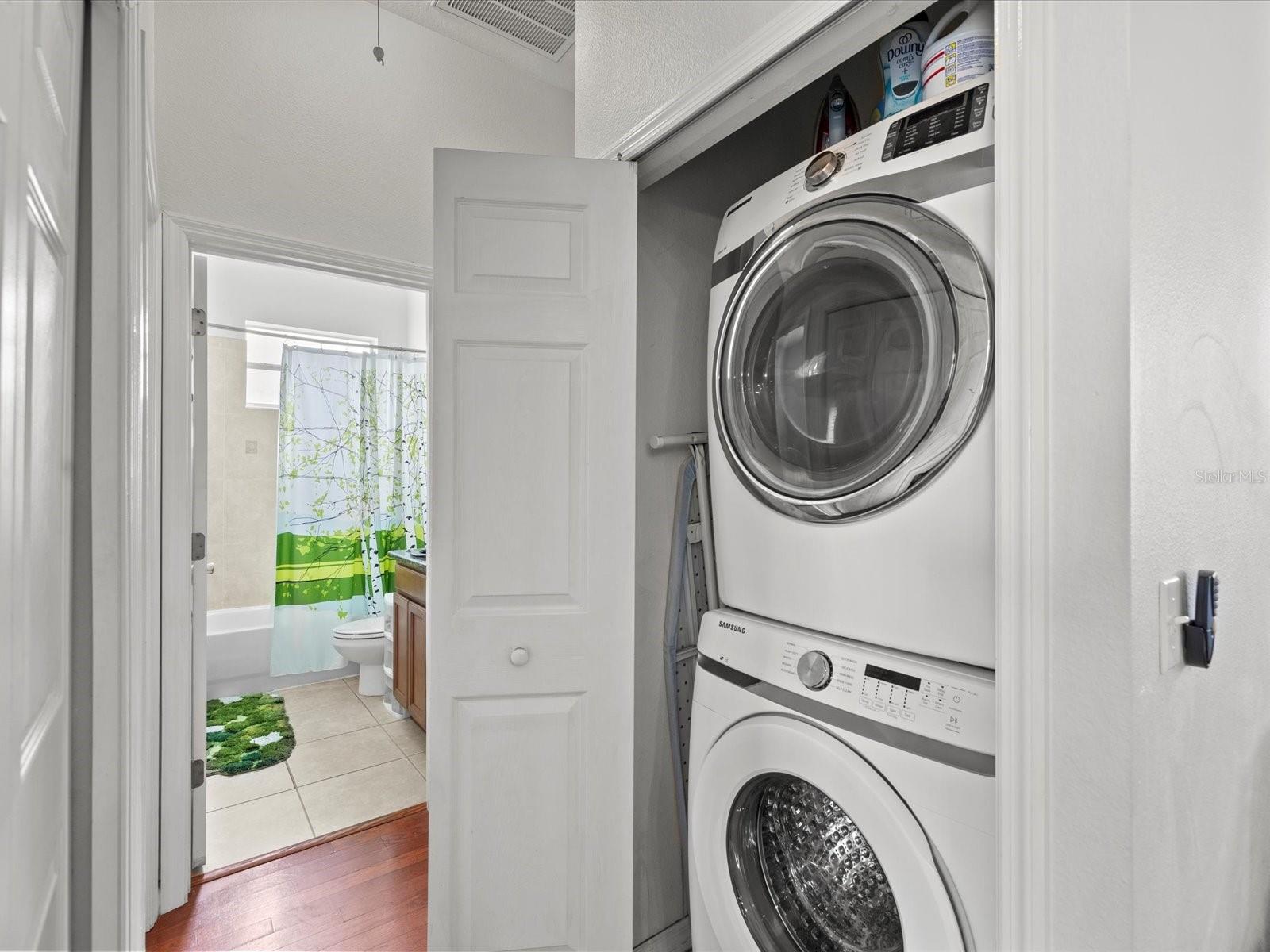 LESLEYS - Residential