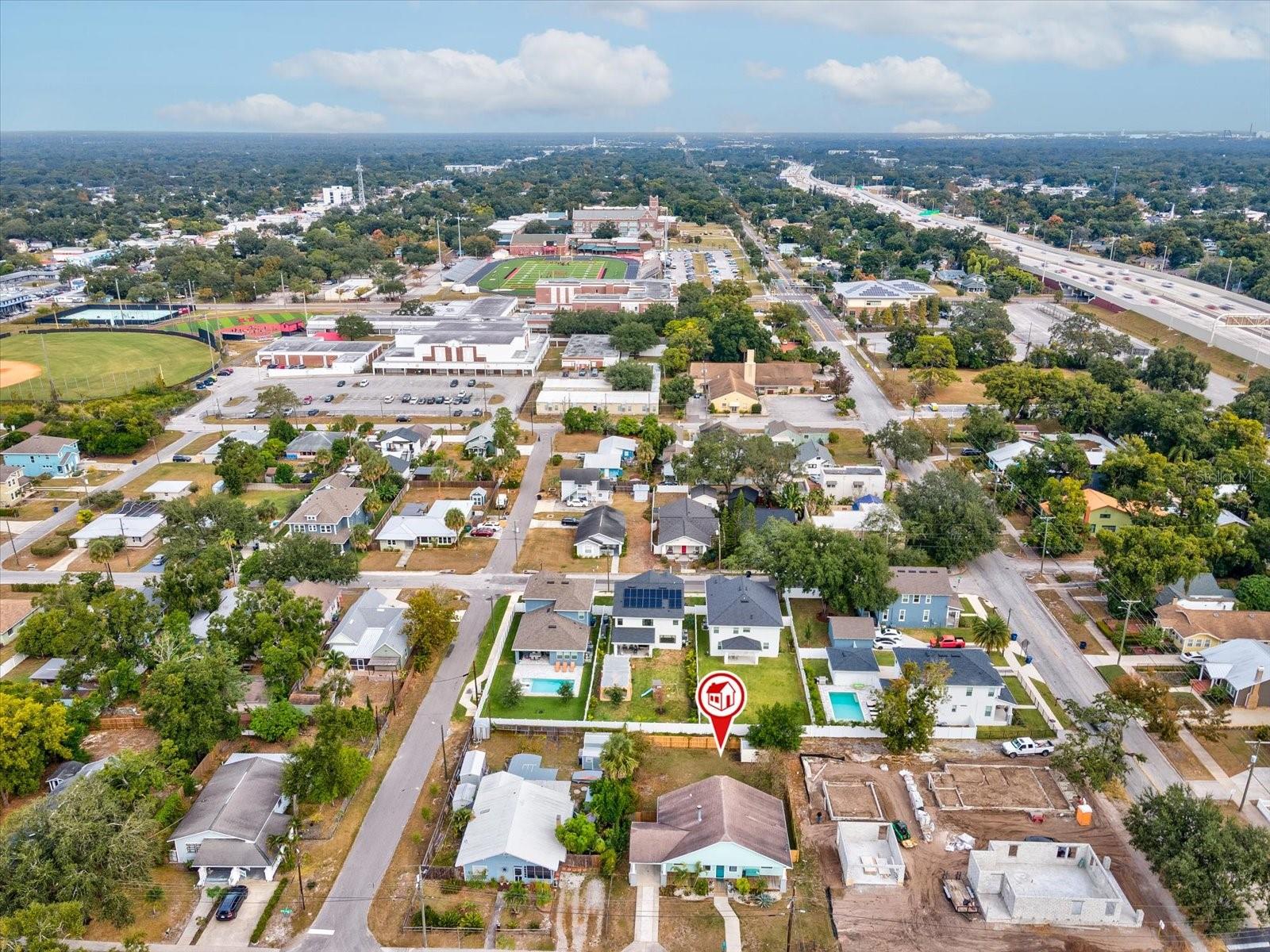 LESLEYS - Residential