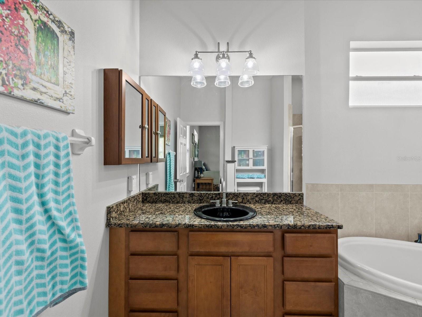 LESLEYS - Residential