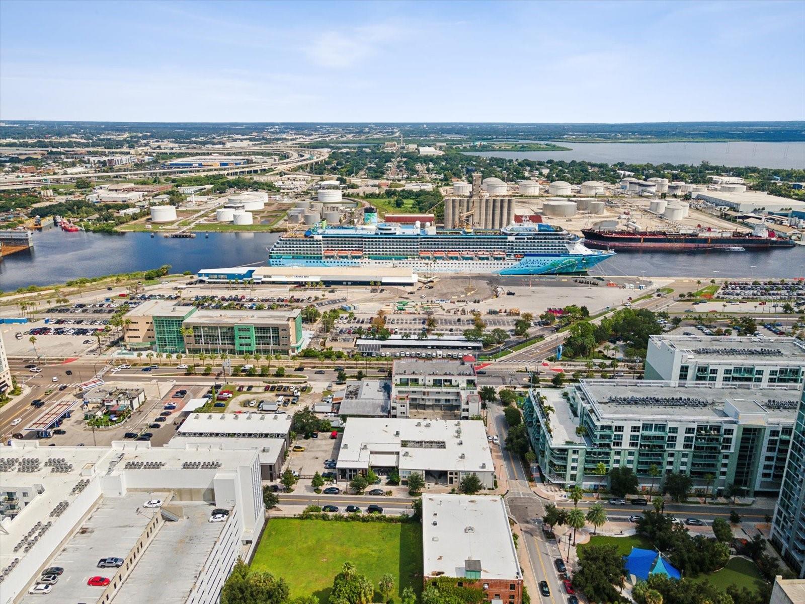 LESLEYS - Residential