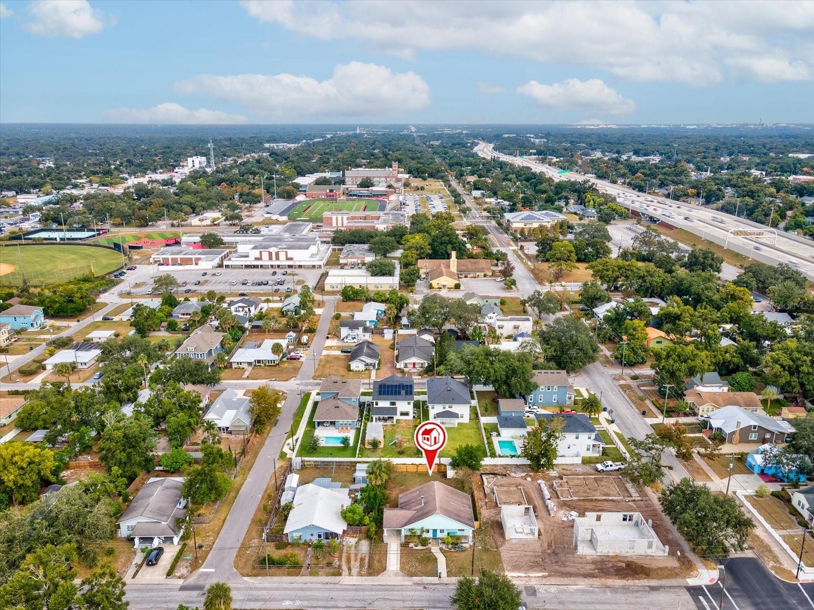 LESLEYS - Residential