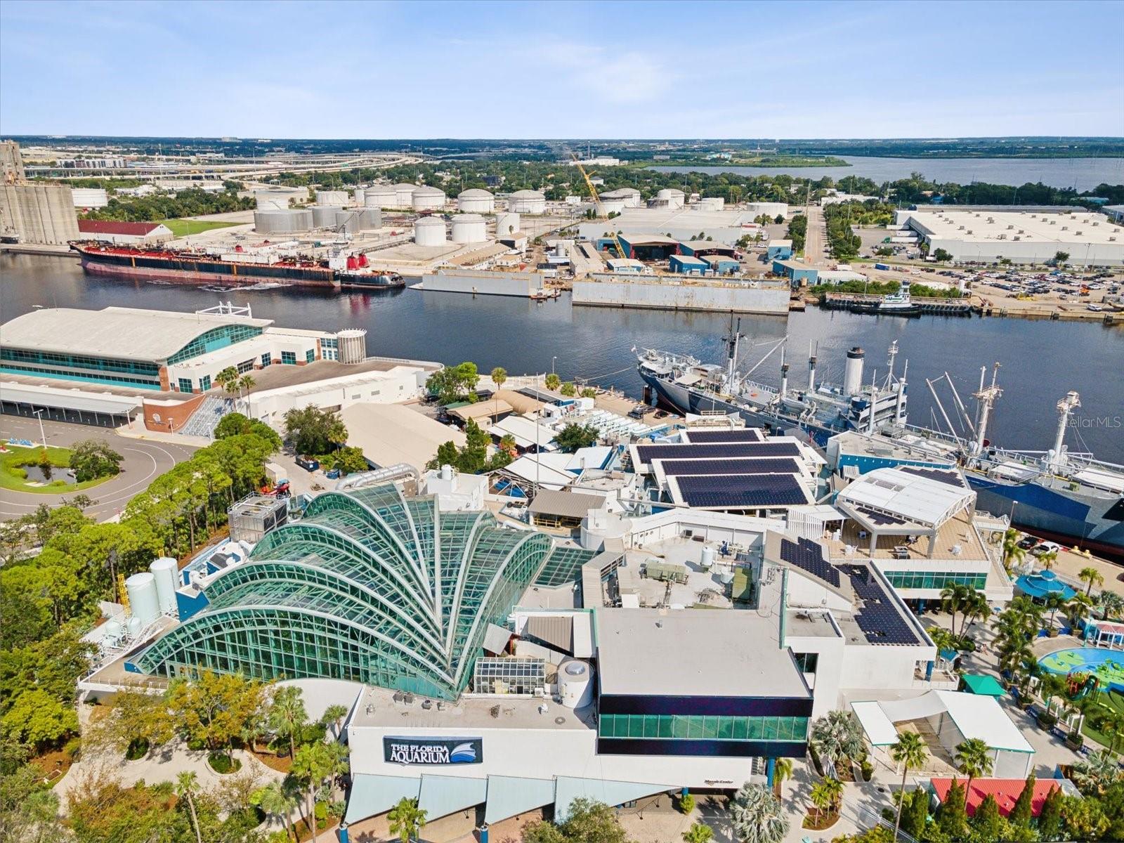 LESLEYS - Residential