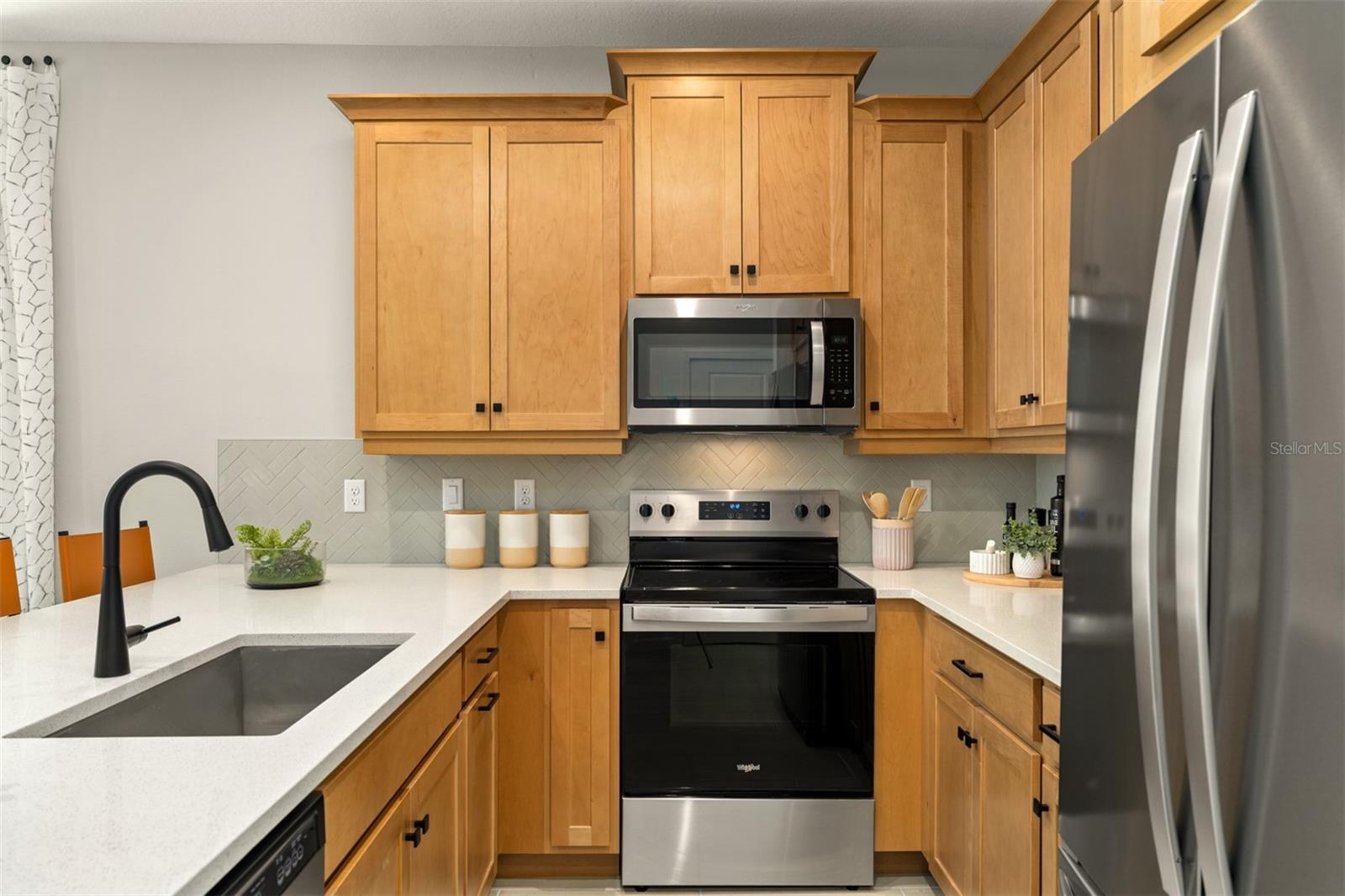 HICKORY GROVE - Residential