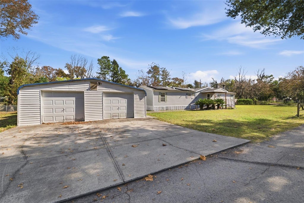 Photo of 10029 Chestnut Drive, Hudson, FL 34669 (MLS # TB8551689)