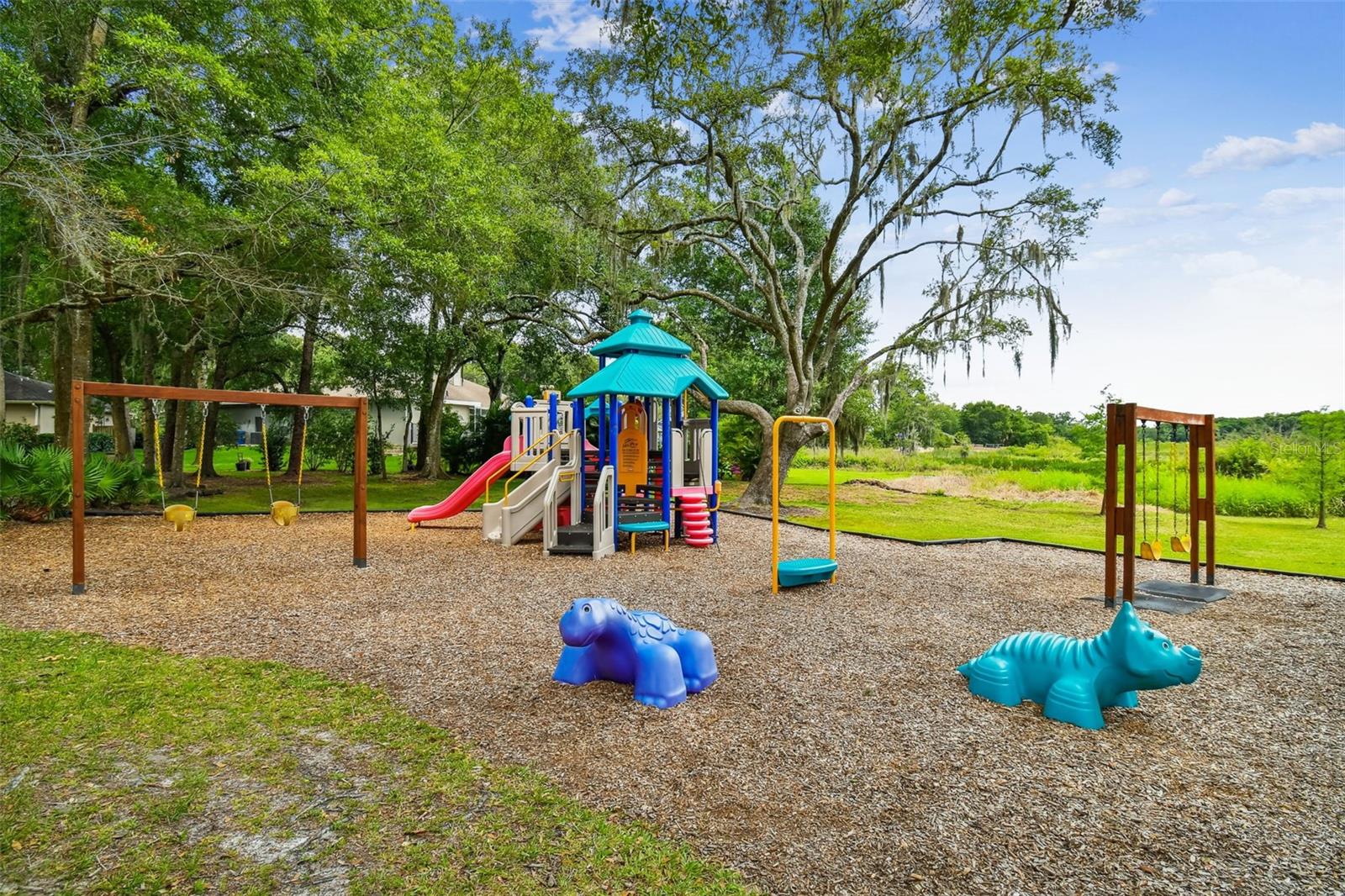 CHAPMAN MANORS - Residential