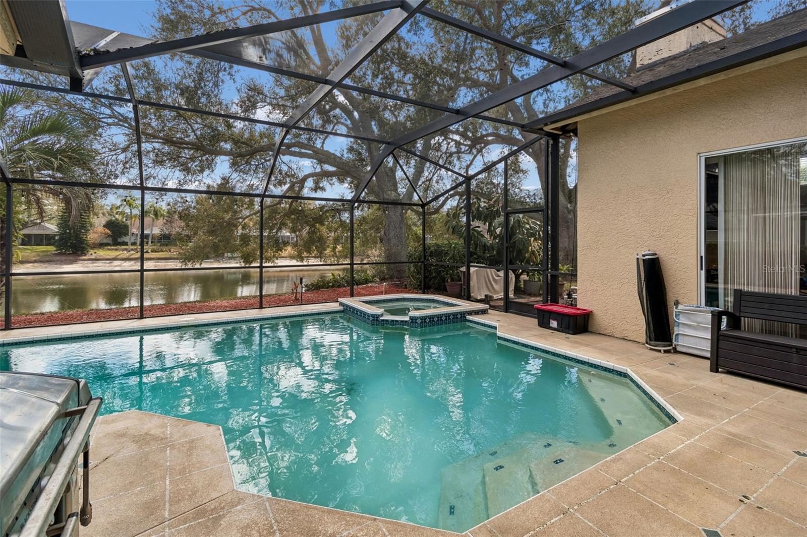 CHAPMAN MANORS - Residential